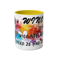Kolorowy dwukolorowy kubek do kawy - zabawny projekt dla miłośników wina