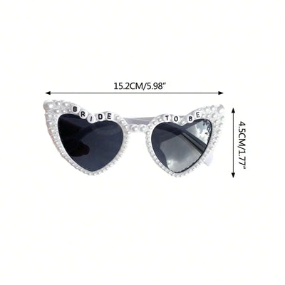 1Pair Bachelorette Party Bride Sunglasses Heart Shaped Glasses for Women Bridesmaid Bride Photo Tools Party Gift Accessories